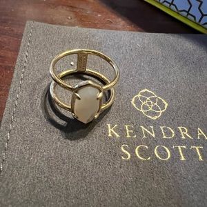 Kendra Scott gold vermeil mother of pearl elyse ring in size 9